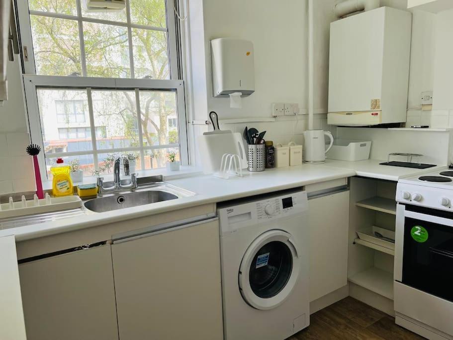 Apartamento Entire 2 Bed Flat In Londres