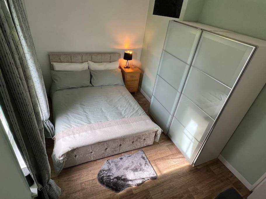 Entire 2 Bed Flat In * Londres